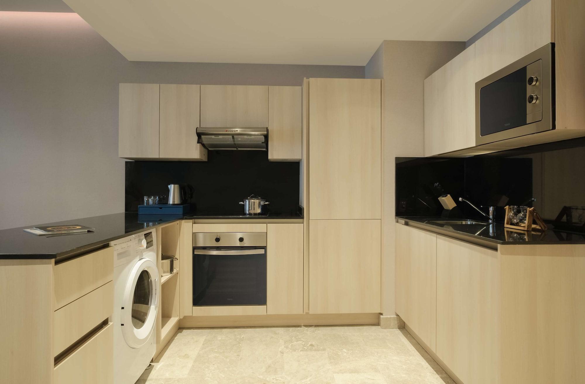 Avani Hotel&suites