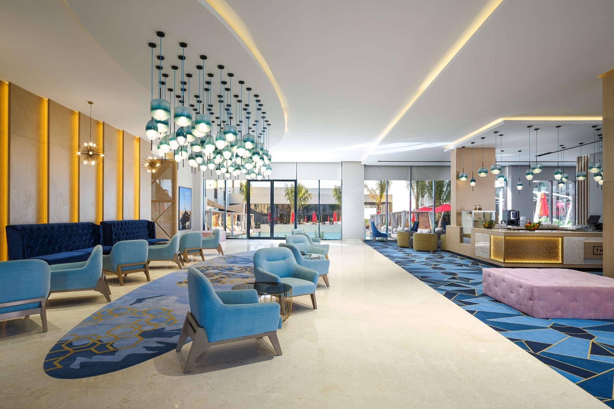 Avani Hotel&suites Hotel 4*