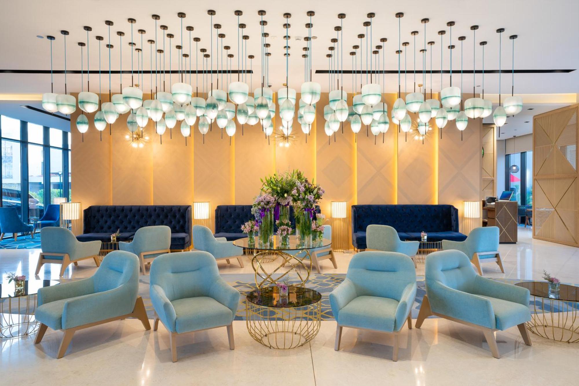 Avani Hotel&suites 4*